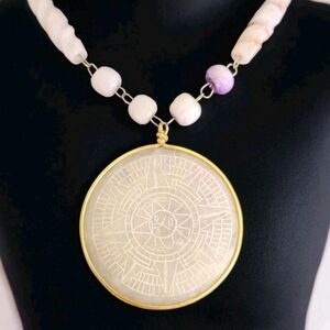 Vintage Carved Aztec Sun Round Stone Pendant Boho Gemstone Design Necklace